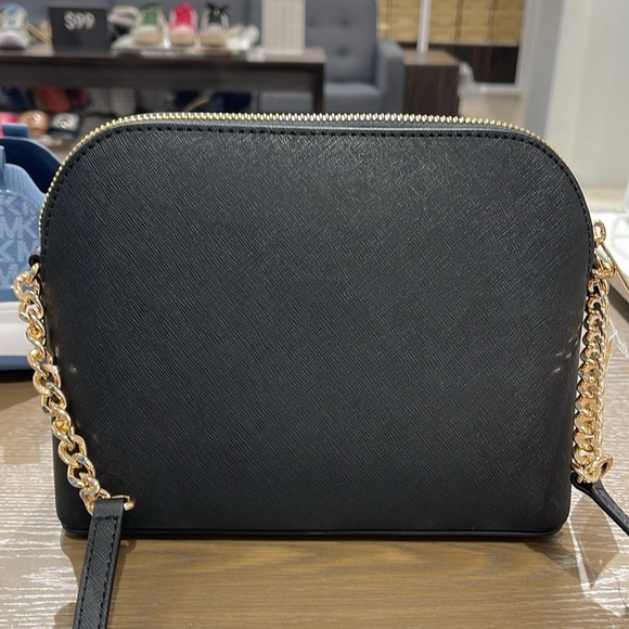 MICHAEL KORS
Jet Set Travel Medium Dome Crossbody Bag XCROSS XBODY
Black
NWT - Picture 10 of 16